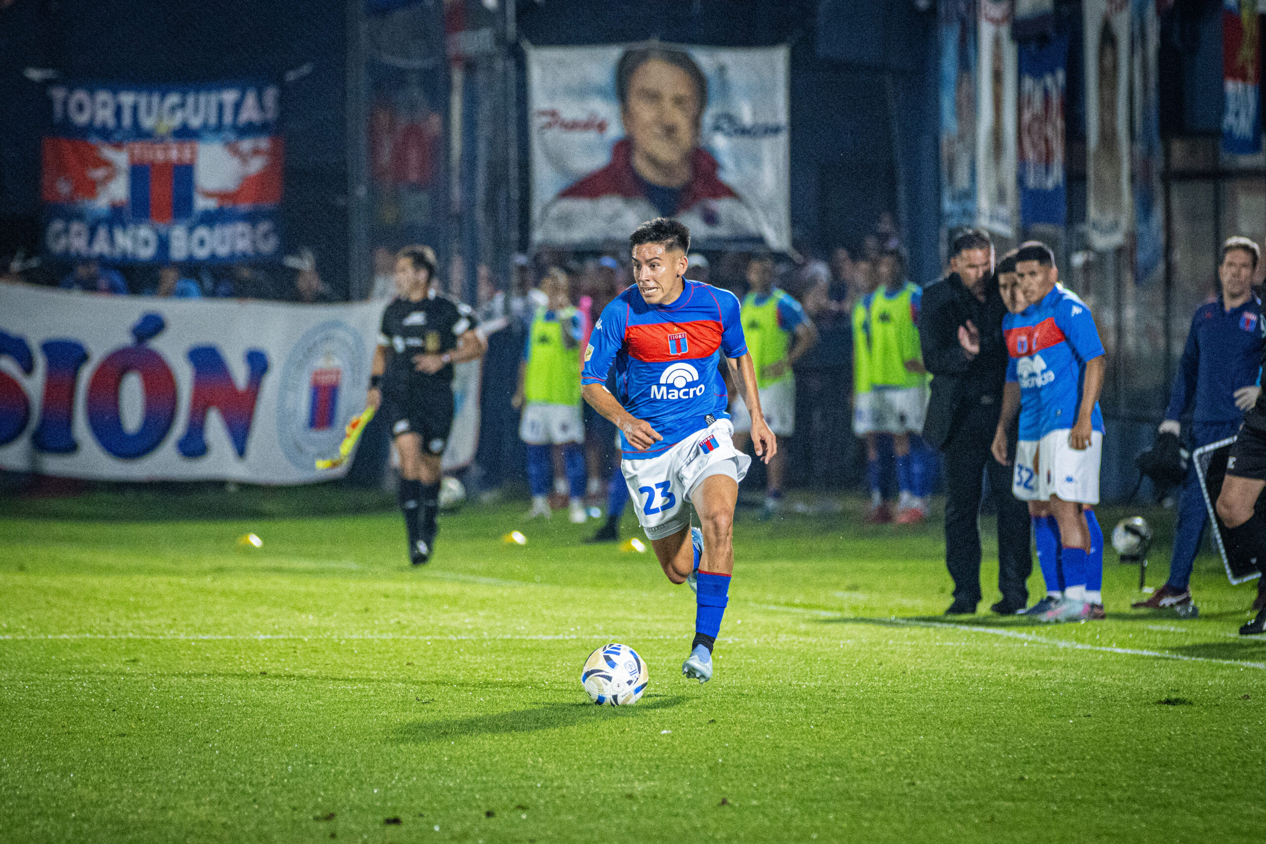GONZALO PIÑEIRO SE QUEDA EN EL MATADOR