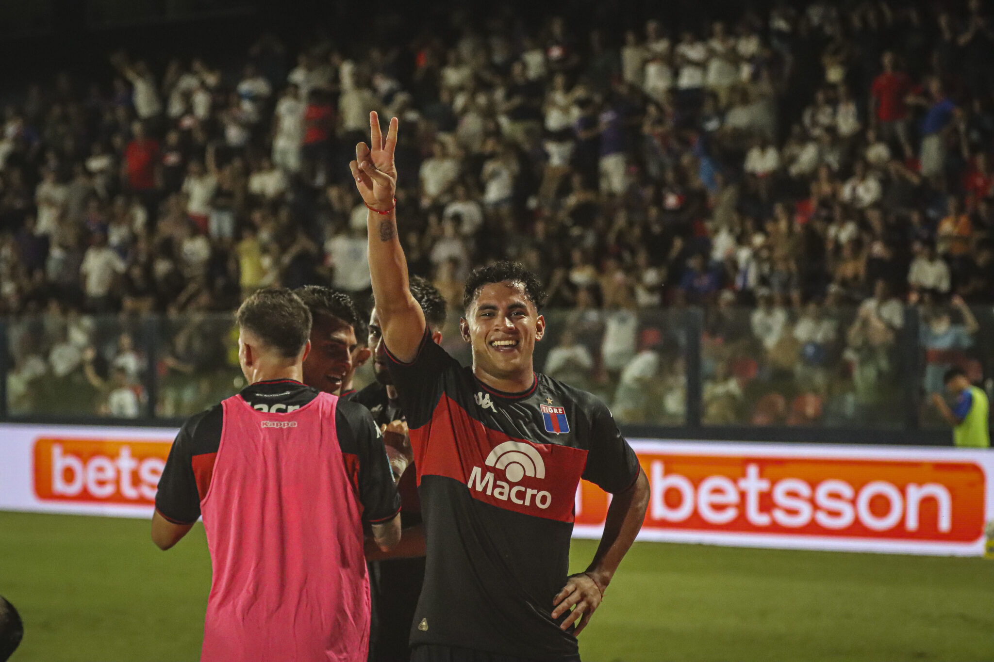 TIGRE 3-1 RACING CLUB - Club Atlético Tigre